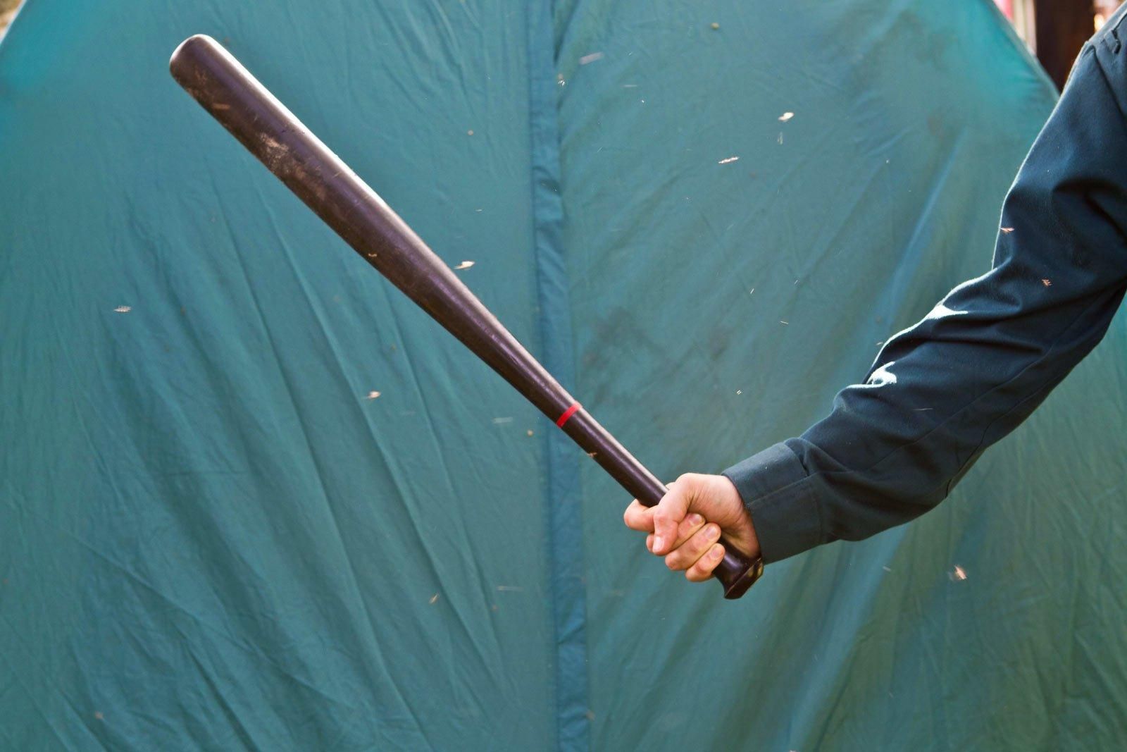 У Києві чиновника побили битами У Києві чиновника побили битами