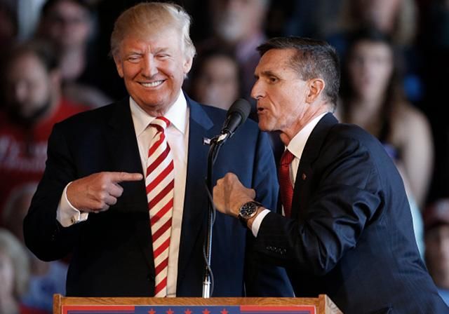 Екс-радник Трампа хоче свідчити про зв’язки з Росією Екс-радник Трампа хоче свідчити про зв’язки з Росією