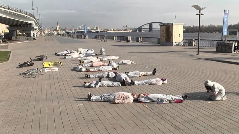 Киевляне призвали власти освободить город от засилья автомобилей Киевляне призвали власти освободить город от засилья автомобилей