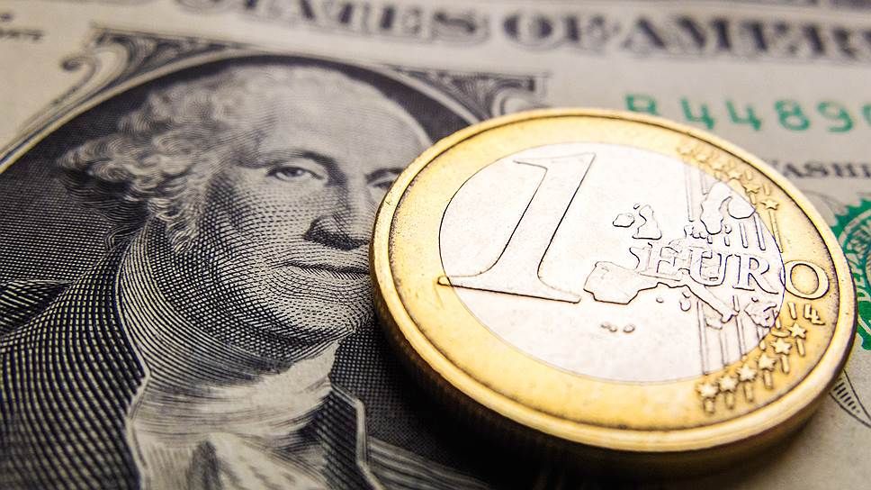 Курс валют на 3 апреля: доллар прибавил, зато евро падает