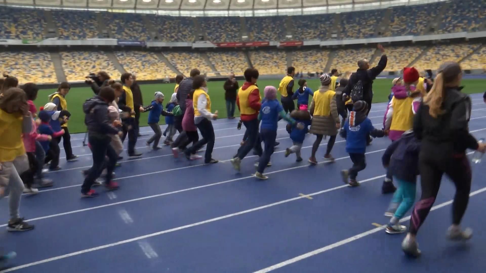 Как дети с расстройством спектра аутизма готовятся к участию в марафоне Как дети с расстройством спектра аутизма готовятся к участию в марафоне