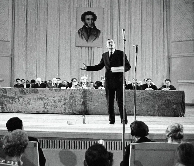 Євген Євтушенко, Москва Євген Євтушенко, Москва