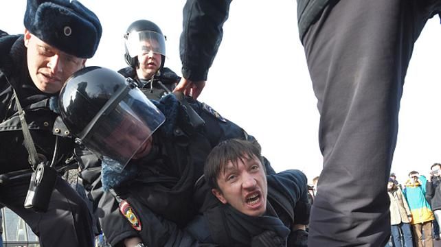 Як у Росії намагаються зламати покоління незгідних Як у Росії намагаються зламати покоління незгідних