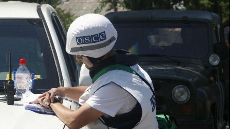 На территории "ДНР" неизвестные открыли огонь возле наблюдателей ОБСЕ На территории "ДНР" неизвестные открыли огонь возле наблюдателей ОБСЕ