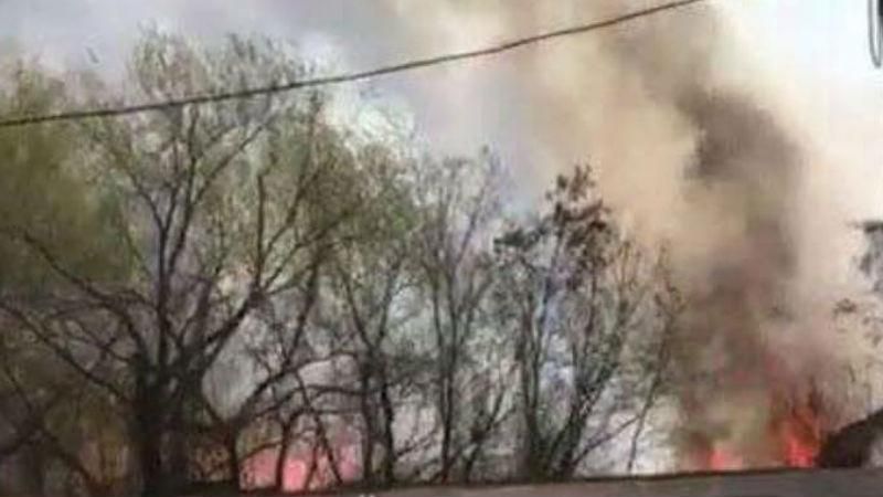 На территории жилого комплекса в Кижви вспыхнул пожар: появились фото На территории жилого комплекса в Кижви вспыхнул пожар: появились фото