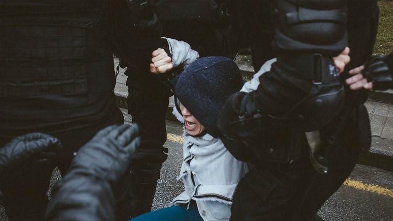 Шесть украинцев арестовали в Минске