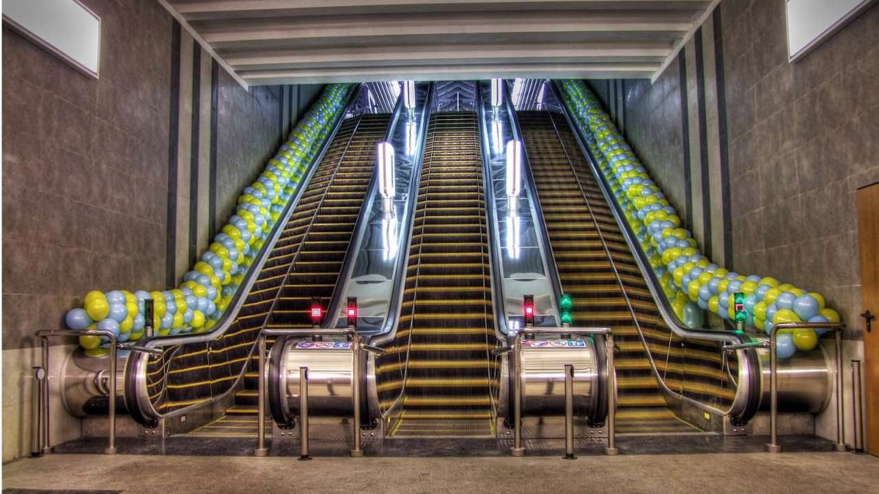 Київський метрополітен закликав пасажирів повідомляти про знахідки у вагонах Київський метрополітен закликав пасажирів повідомляти про знахідки у вагонах