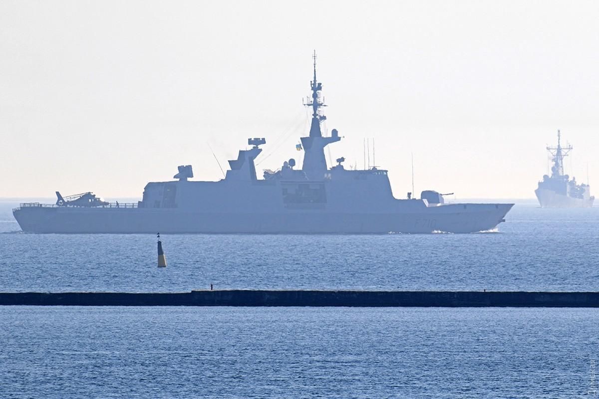 В Одесский порт вошли военные турецкие корабли: опубликовали фото