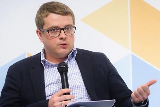 Фракцію "Блоку Петра Порошенка" покидає один з депутатів Фракцію "Блоку Петра Порошенка" покидає один з депутатів