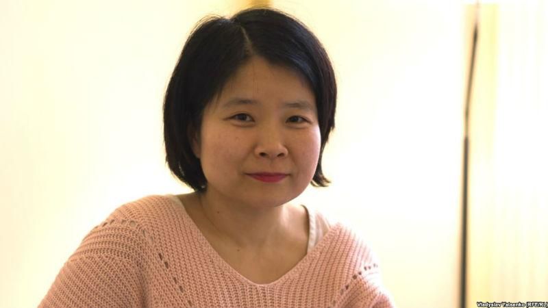 Кореянка вивчила українську і дивується, що державною не говорять політики Кореянка вивчила українську і дивується, що державною не говорять політики