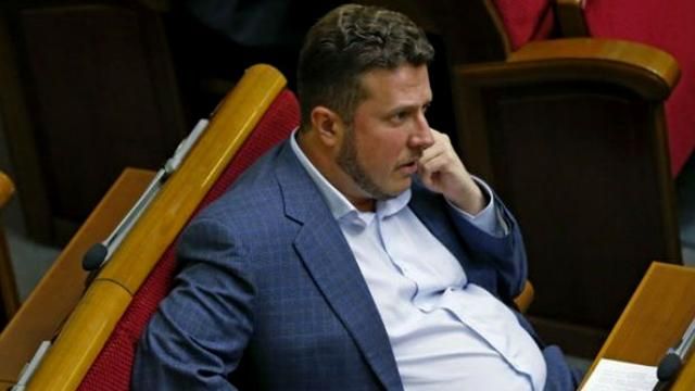 Видеодоказательство: нардеп-кнопкодав побил собственный рекорд Видеодоказательство: нардеп-кнопкодав побил собственный рекорд