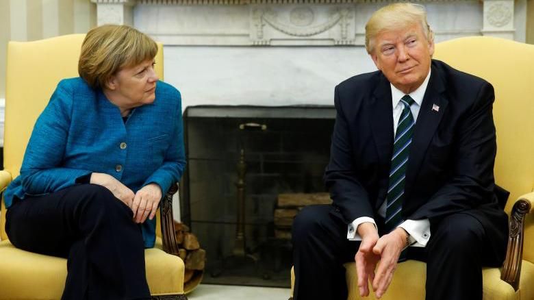 Трамп позвонил Меркель из-за ситуации на Донбассе