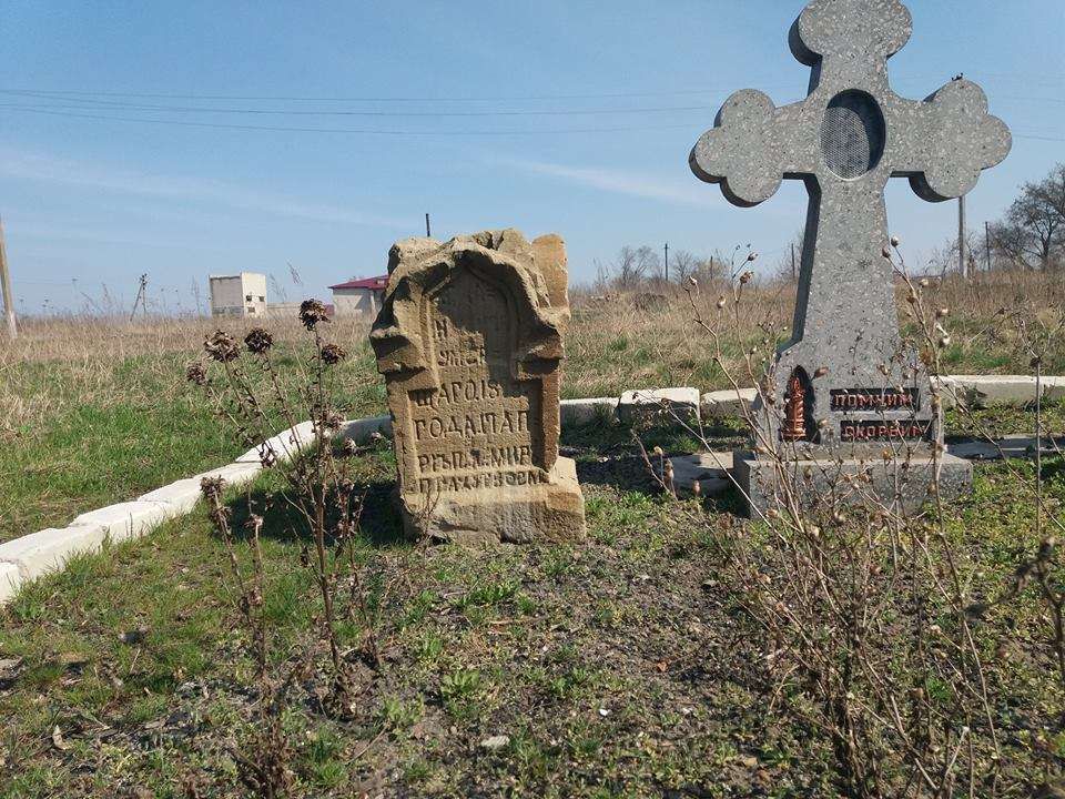 Як унікальний храм на Луганщині понищила війна: промовисті фото