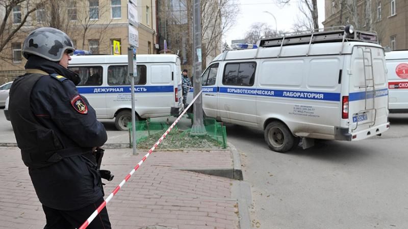 Появились фото и видео с места мощного взрыва в Ростове
