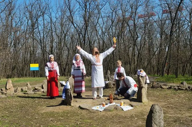 Відпочинок на травневі свята на Хортиці Відпочинок на травневі свята на Хортиці