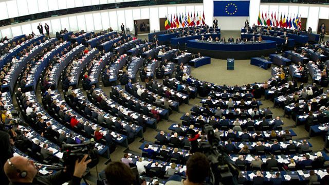 Разделенная Европа: за и против "безвиза" для Украины на дебатах в парламенте ЕС