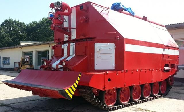 Україна успішно випробувала пожежний танк Україна успішно випробувала пожежний танк