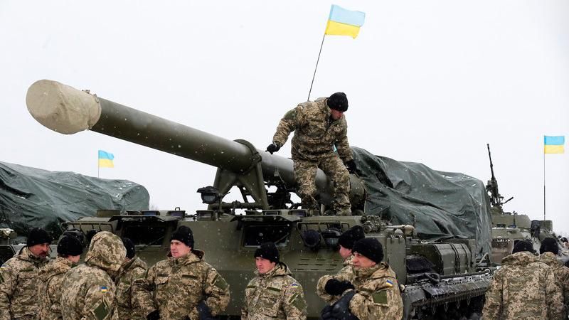 Артиллерийские будни: как живут военные в десятках километров от линии фронта Артиллерийские будни: как живут военные в десятках километров от линии фронта