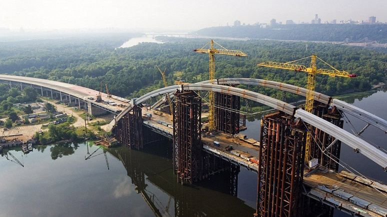 Німецька інспекція столичного довгобуду: коли завершать будівництво київського мосту