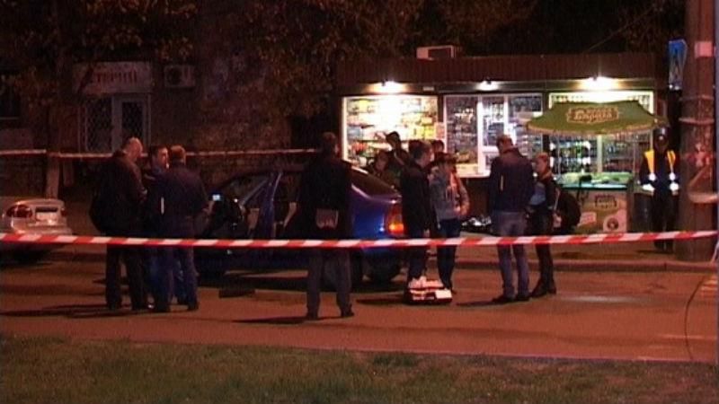 В Киеве жестоко зарезали таксиста: фото с места убийства В Киеве жестоко зарезали таксиста: фото с места убийства