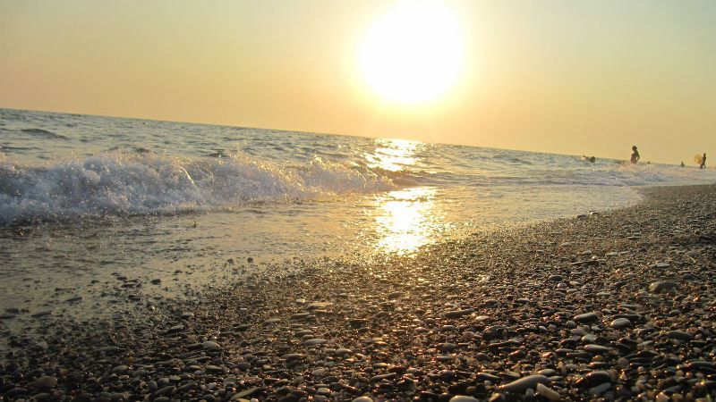 Фінський журнал вилучили з обігу через рекламу відпочинку в окупованому Криму Фінський журнал вилучили з обігу через рекламу відпочинку в окупованому Криму