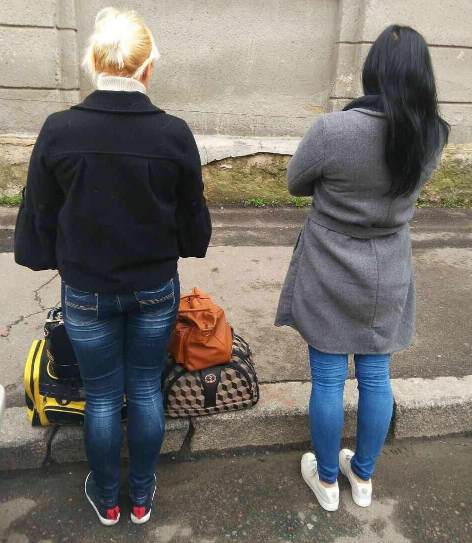 Українські прикордонники викрили канал торгівлі людьми