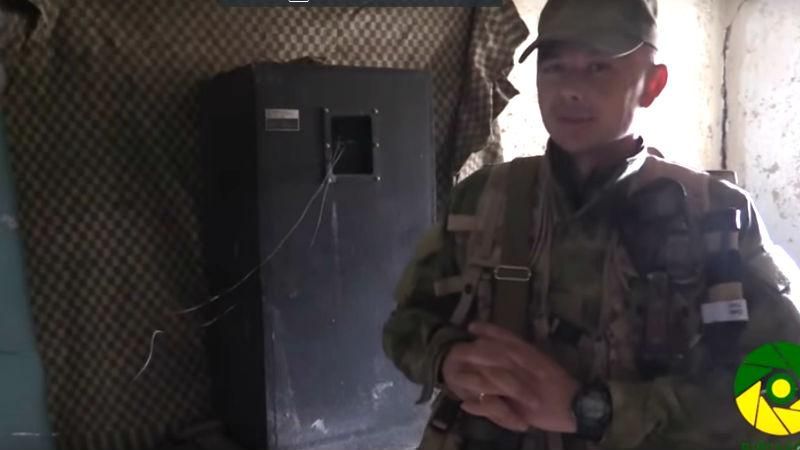 Украинские десантники каждый вечер дразнят террористов гимном Украинские десантники каждый вечер дразнят террористов гимном