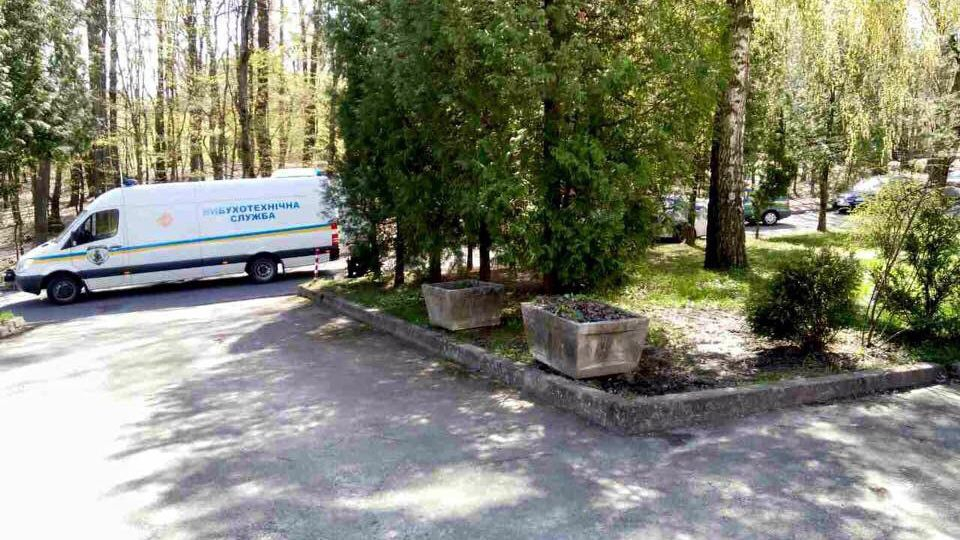 Во дворе руководителя известной фирмы заложили взрывчатку во Львове, – СМИ