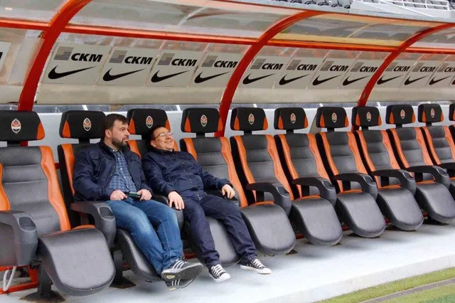 Бойовики на стадіоні Бойовики на стадіоні