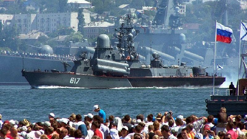 Активність ВМФ Росії зараз вища, ніж у часи "холодної війни", – адмірал НАТО Активність ВМФ Росії зараз вища, ніж у часи "холодної війни", – адмірал НАТО