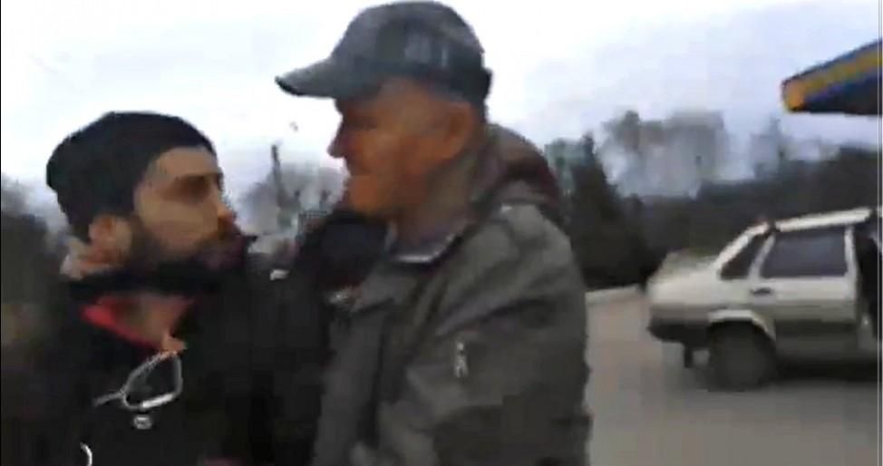 Охрана нардепа напала на съемочную группу "Наших денег" Охрана нардепа напала на съемочную группу "Наших денег"