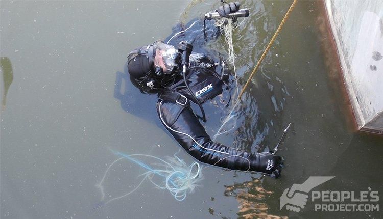 Як готують військових водолазів в Україні: екстремальне відео Як готують військових водолазів в Україні: екстремальне відео