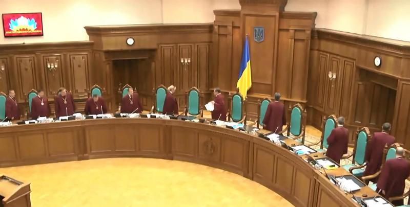 Судді не змогли сьогодні "пропхати" закон, який суттєво збільшить їм зарплати
Судді не змогли сьогодні "пропхати" закон, який суттєво збільшить їм зарплати
