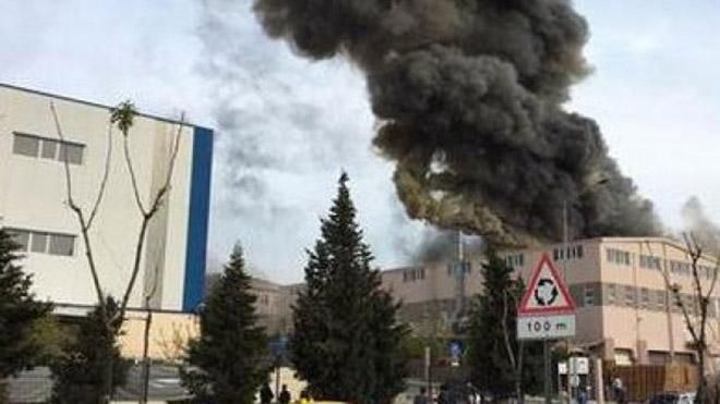 Внаслідок потужного вибуху на турецькій фабриці стався витік отруйних хімікатів