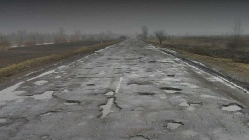 В Кабміні планують карати за неякісний ремонт доріг