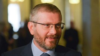 Неудачная кинокарьера Вилкула: как оппоблоковец не смог возложить цветы на могилу с первого раза