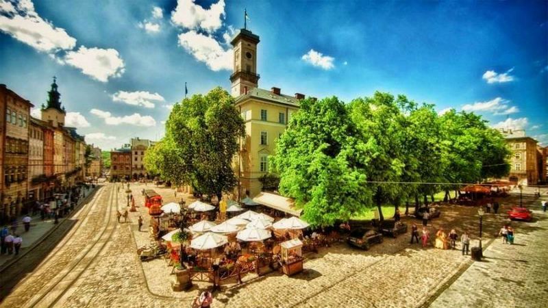 Травневі свята: куди поїхати відпочивати і скільки це коштує Травневі свята: куди поїхати відпочивати і скільки це коштує