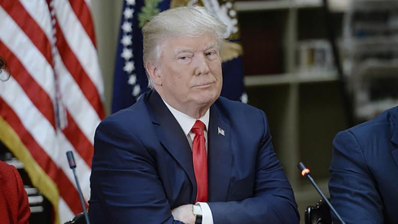 Трамп оцінив використання надпотужної бомби в Афганістані Трамп оцінив використання надпотужної бомби в Афганістані