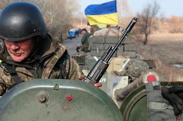 На Донбасі немає тиші: серед бійців АТО є поранені На Донбасі немає тиші: серед бійців АТО є поранені