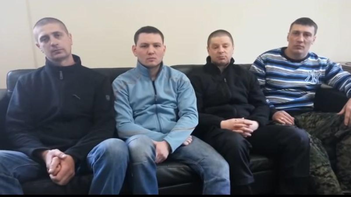 Подозреваемые в убийствах беркутовцы говорят, что сбежали из Украины: опубликовано видеообращени Подозреваемые в убийствах беркутовцы говорят, что сбежали из Украины: опубликовано видеообращени