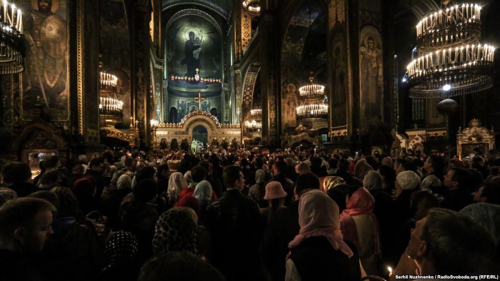 Ночь в соборе: как украинцы встречали Пасху