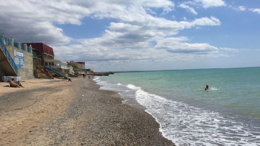 Оккупанты готовятся к началу курортного сезона в аннексированном Крыму Оккупанты готовятся к началу курортного сезона в аннексированном Крыму