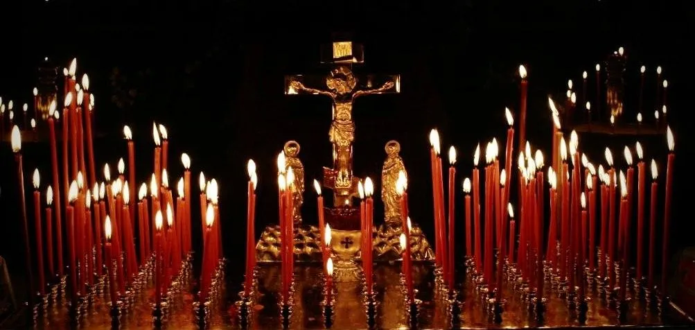 Звичаї у поминальні дні Звичаї у поминальні дні