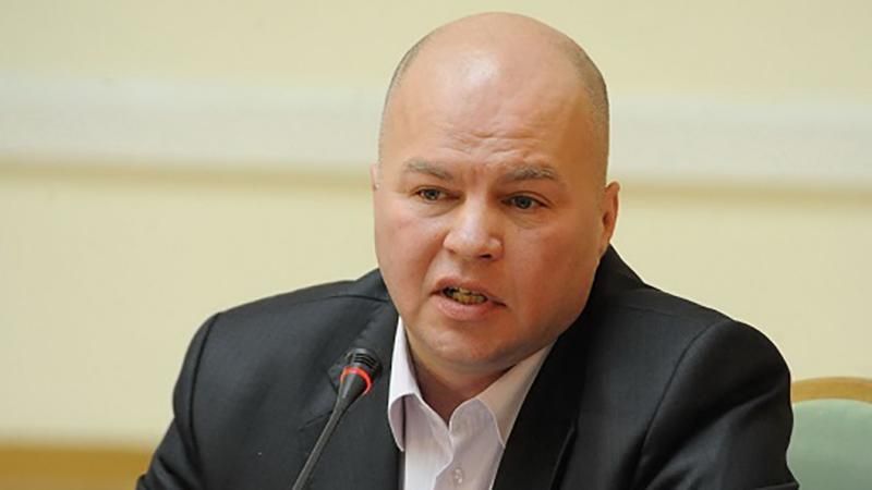 Кремль ТВ во всей красе: пропагандисты обозвали украинца "лысым чмом"
Кремль ТВ во всей красе: пропагандисты обозвали украинца "лысым чмом"