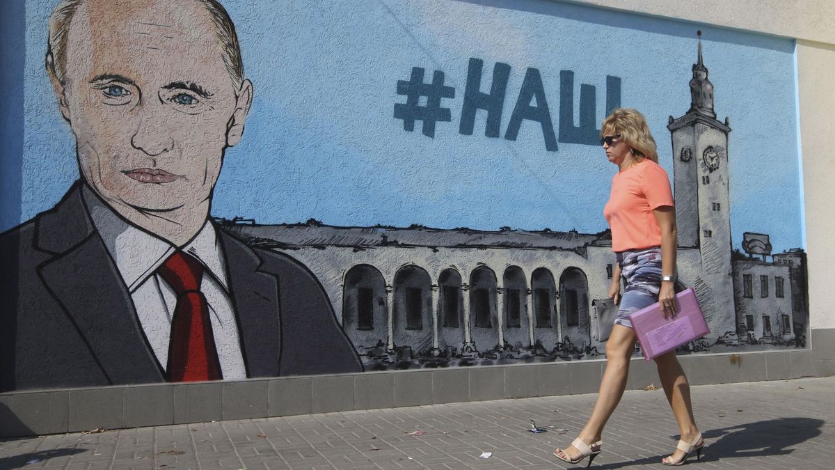 Нас ночью погрузили и перевезли на перешеек, – "казак" об аннексии Крыма Нас ночью погрузили и перевезли на перешеек, – "казак" об аннексии Крыма