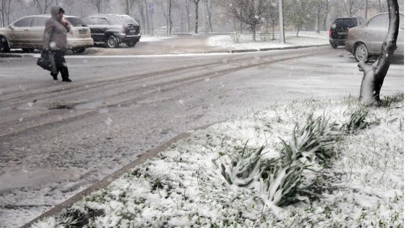 Негода на Сході України: в епіцентрі – Дніпропетровщина, Харківщина та Запоріжжя Негода на Сході України: в епіцентрі – Дніпропетровщина, Харківщина та Запоріжжя