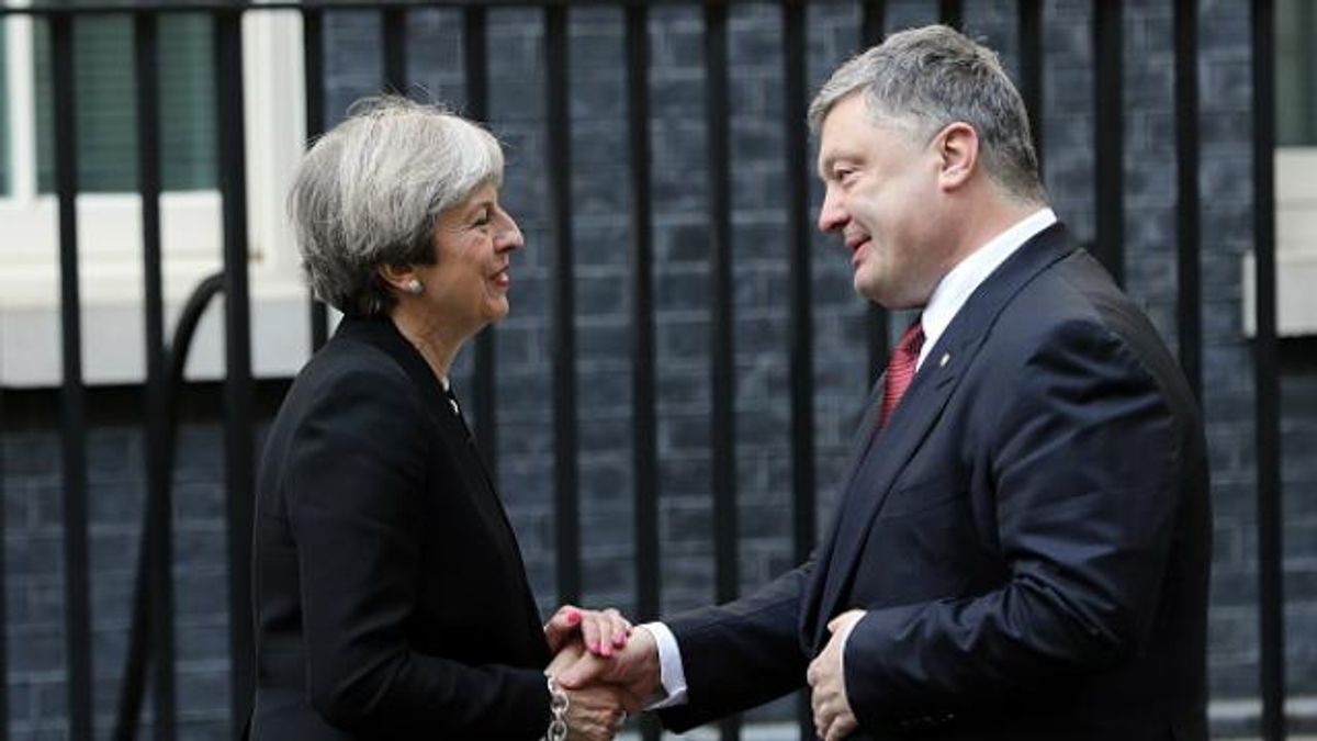 Счастлив быть в Лондоне! – Порошенко поделился, как прошла встреча с Терезой Мэй Счастлив быть в Лондоне! – Порошенко поделился, как прошла встреча с Терезой Мэй