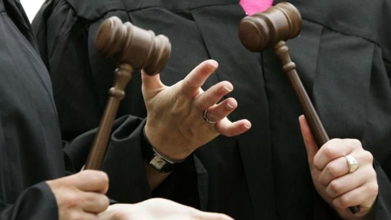 Коррупционная схема: в Днепре на взятке погорели двое судей-взяточников
