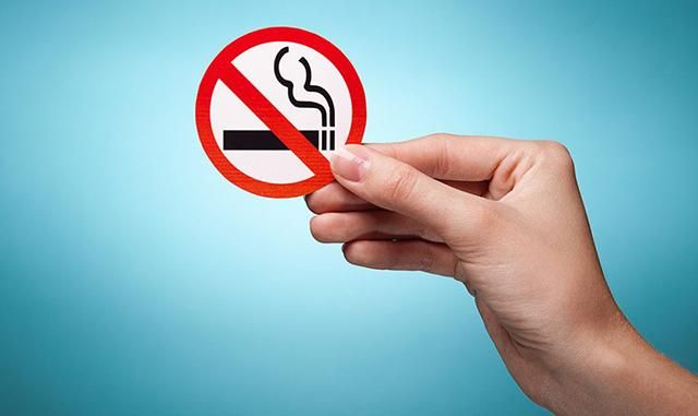 У Києві штрафи за куріння можуть сягнути десятків тисяч гривень У Києві штрафи за куріння можуть сягнути десятків тисяч гривень