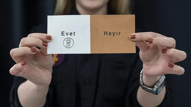Голосування на референдумі у Туреччині